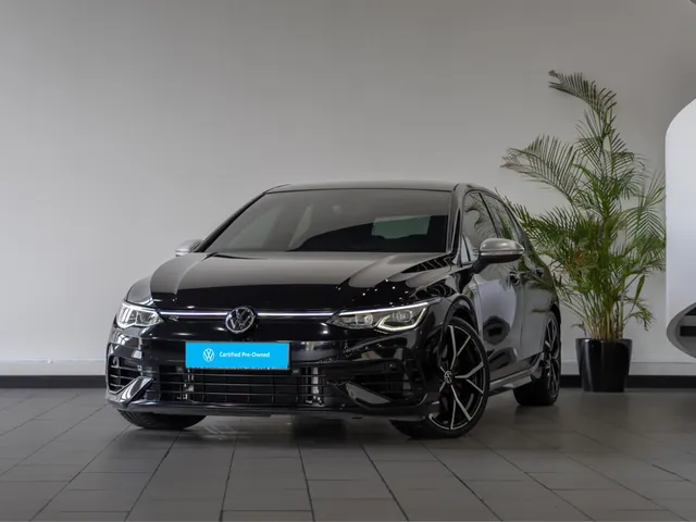 Photo of 2022 Volkswagen Golf R