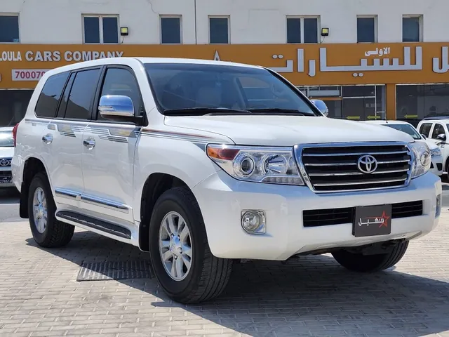 Photo of 2014 Toyota Land Cruiser GXR