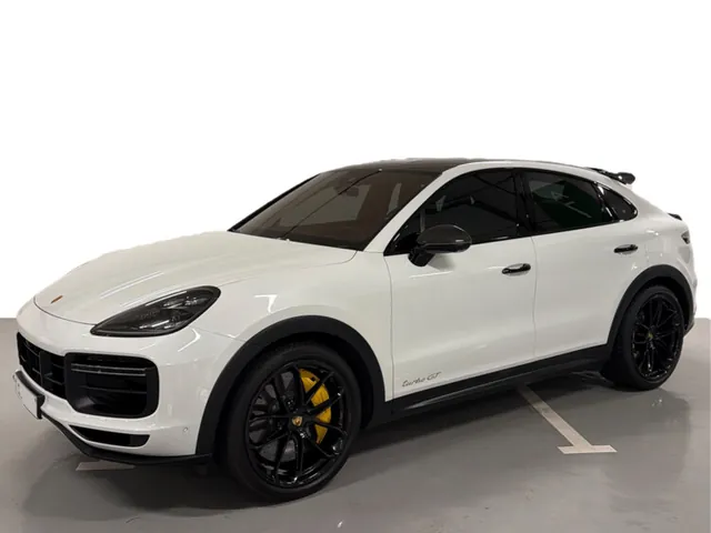 Photo of 2023 Porsche Cayenne Turbo GT