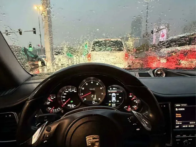 صورة 2013 بورش باناميرا إي-هايبرد