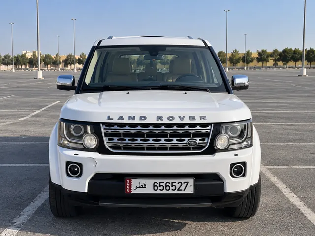 Photo of 2015 Land Rover LR4 SE