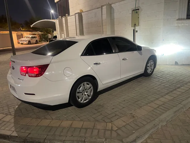 صورة 2016 شيفروليه ماليبو LS