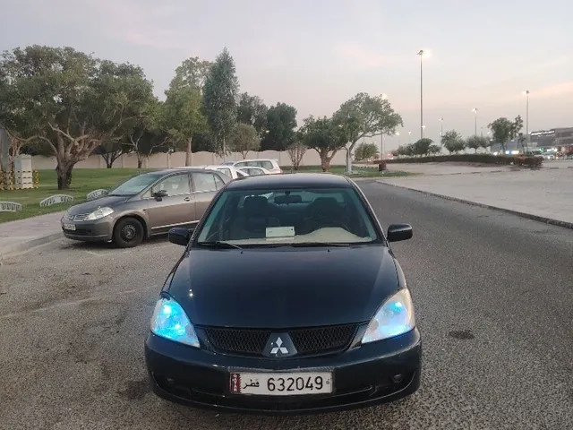 صورة 2008 ميتسوبيشي لانسر