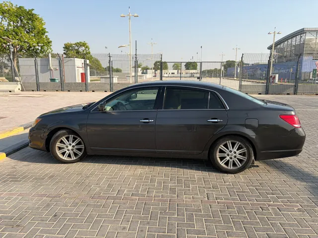 Photo of 2008 Toyota Avalon Limited