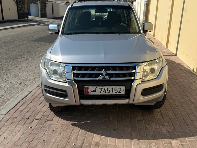 صورة 2017 ميتسوبيشي باجيرو GLS