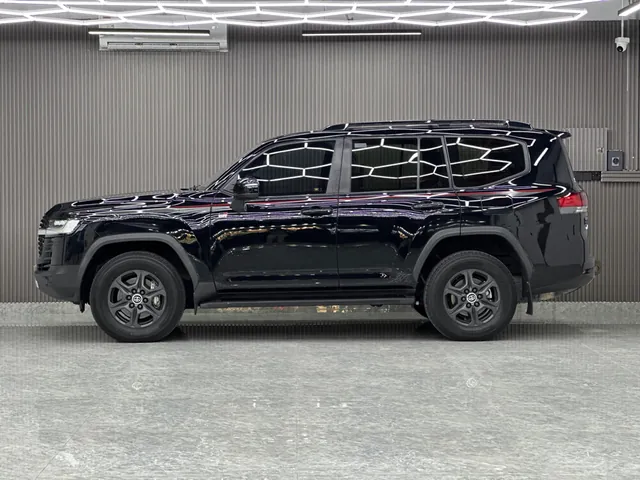 Photo of 2023 Toyota Land Cruiser GR Sport