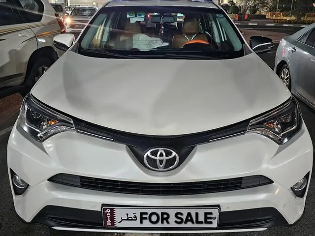 صورة 2016 تويوتا RAV4