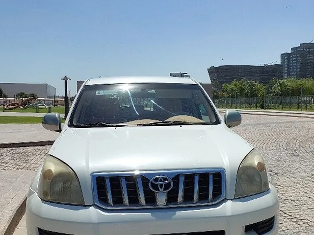 صورة 2006 تويوتا لاند كروزر GX