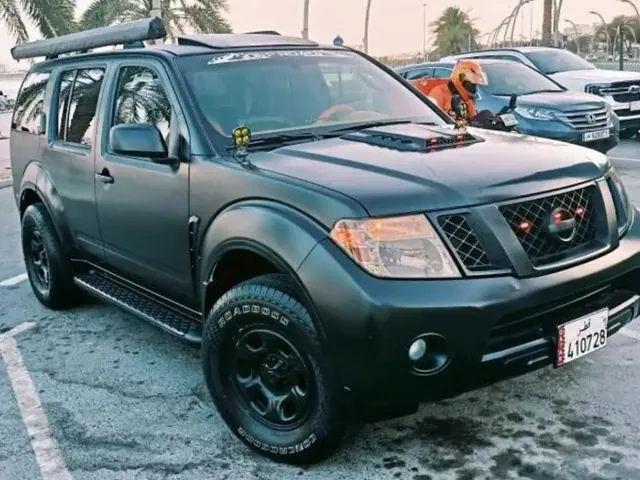 صورة 2008 نيسان باثفايندر SV
