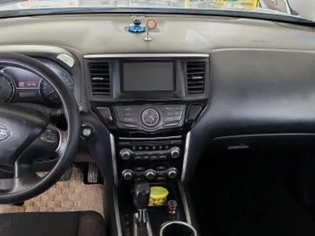 Photo of 2013 Nissan Pathfinder