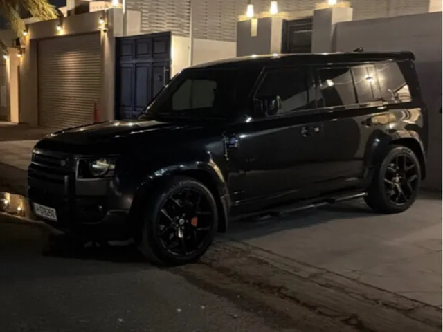 Photo of 2023 Land Rover Defender 110