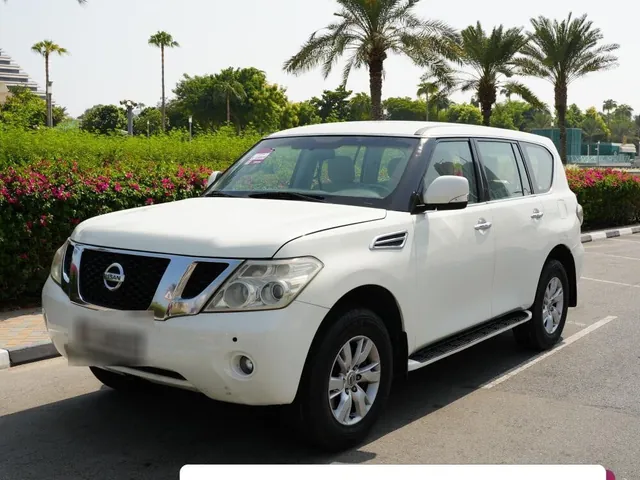Photo of 2011 Nissan Patrol LE