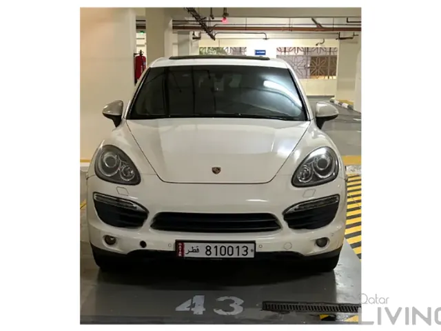 Photo of 2011 Porsche Cayenne S