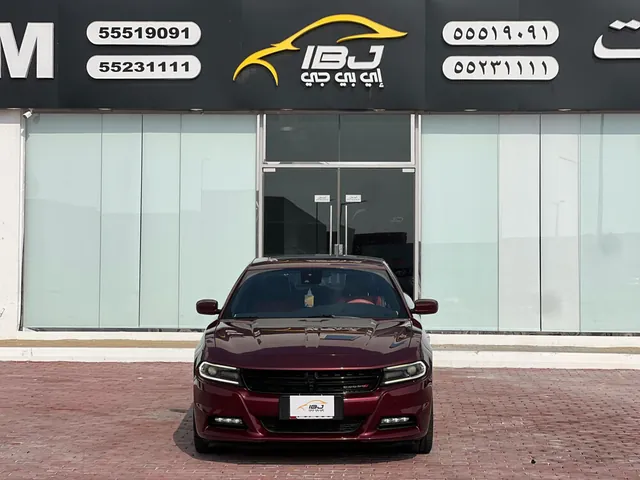 Photo of 2017 Dodge Charger SXT