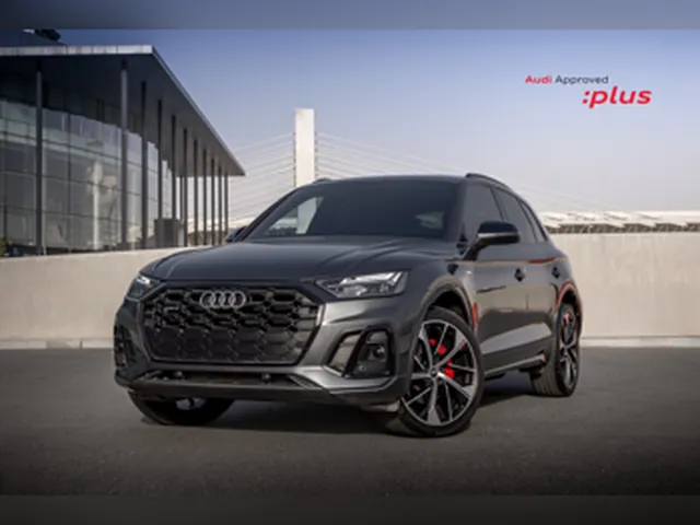 صورة 2023 أودي Q5 45 TFSI كواترو أس لاين