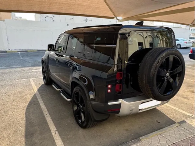 Photo of 2024 Land Rover Defender 110 HSE