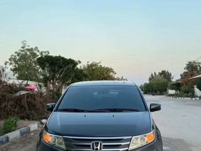 صورة 2012 هوندا أوديسي