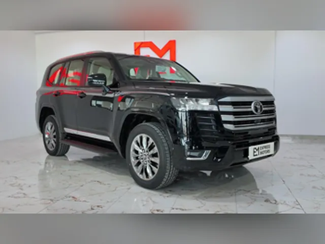 Photo of 2025 Toyota Land Cruiser GXR