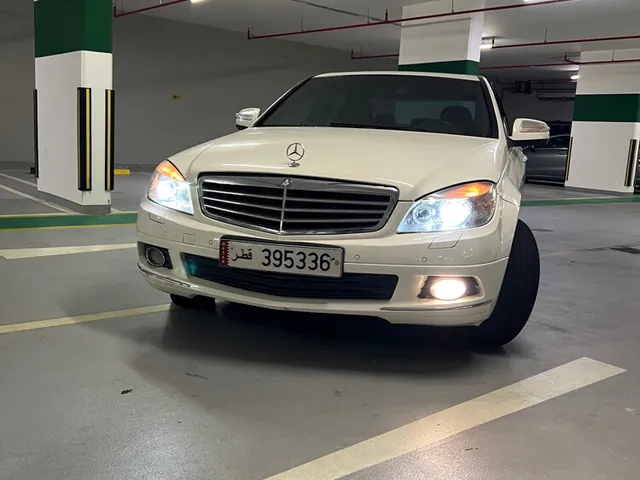 صورة 2007 مرسيدس-بنز C 200