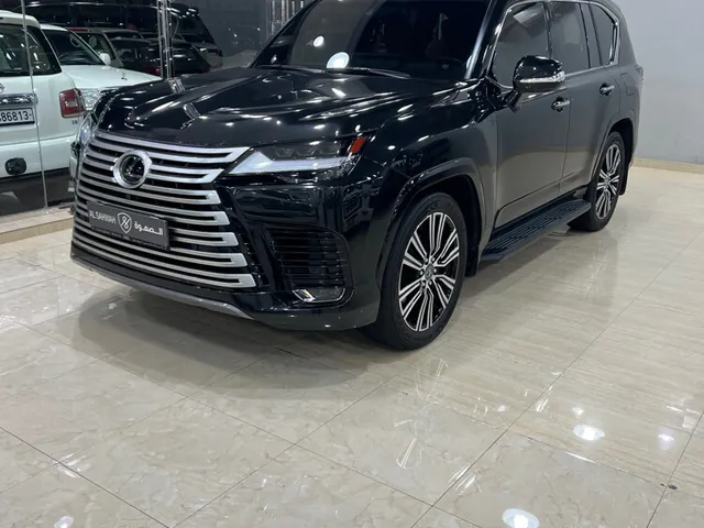 Photo of 2024 Lexus LX 600