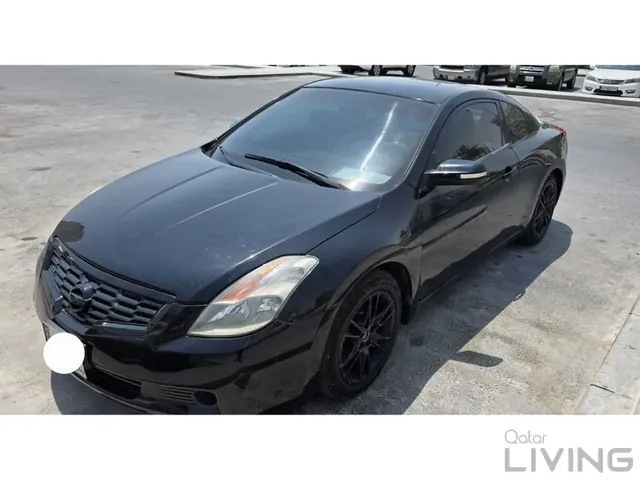 Photo of 2009 Nissan Altima 3.5 SE
