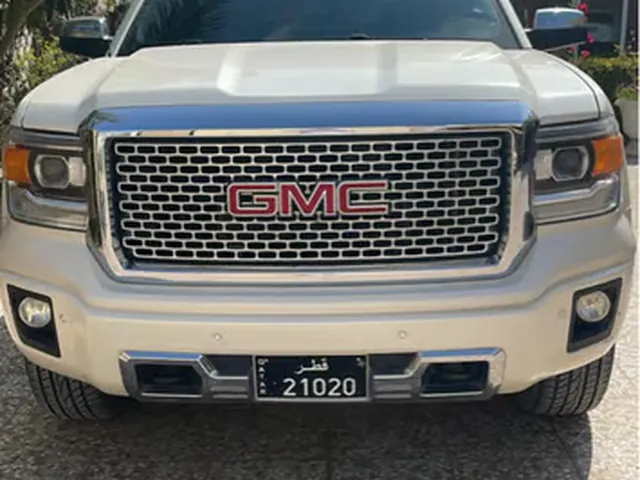 Photo of 2015 GMC Yukon Denali