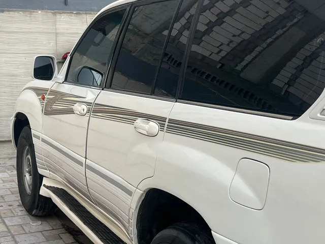 Photo of 2006 Toyota Land Cruiser VX