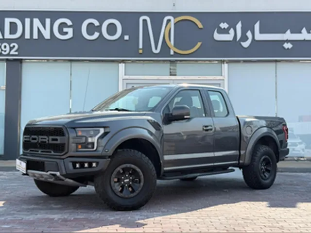 صورة 2018 فورد F-150 رابتور