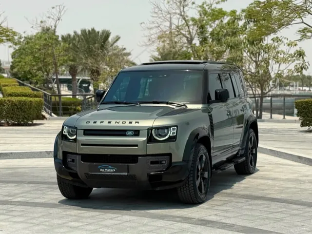 Photo of 2021 Land Rover Defender 110 HSE