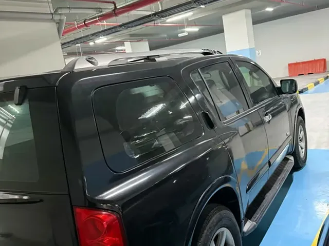 Photo of 2008 Nissan Armada SE