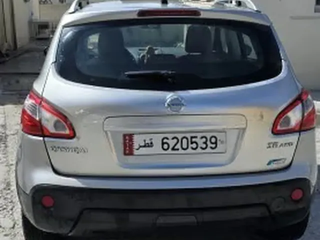 صورة 2014 نيسان قاشقاي SE