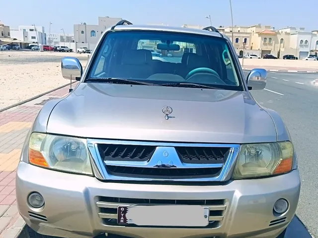 صورة 2007 ميتسوبيشي باجيرو 3.5