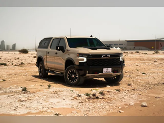 Photo of 2023 Chevrolet Silverado ZR2