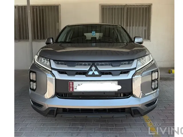 صورة 2021 ميتسوبيشي ASX