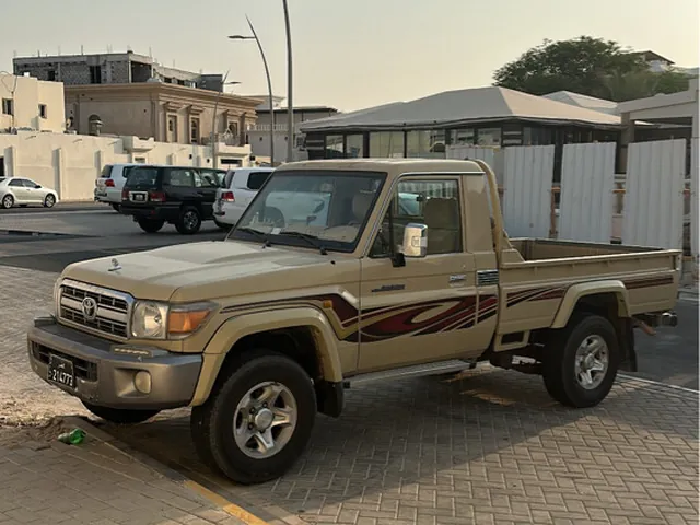 Photo of 2014 Toyota Land Cruiser 70