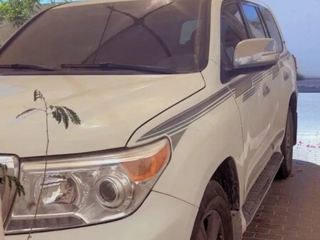 Photo of 2012 Toyota Land Cruiser GXR Limited