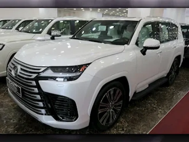 صورة 2024 لكزس LX 600 لكجري
