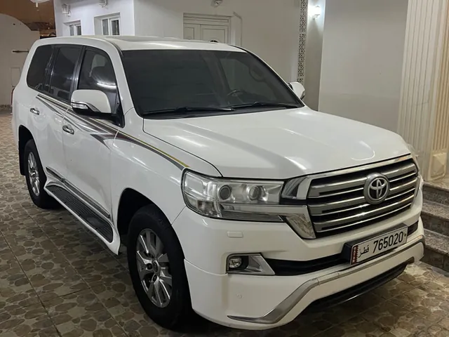 Photo of 2018 Toyota Land Cruiser GXR