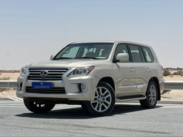 Photo of 2013 Lexus LX 570