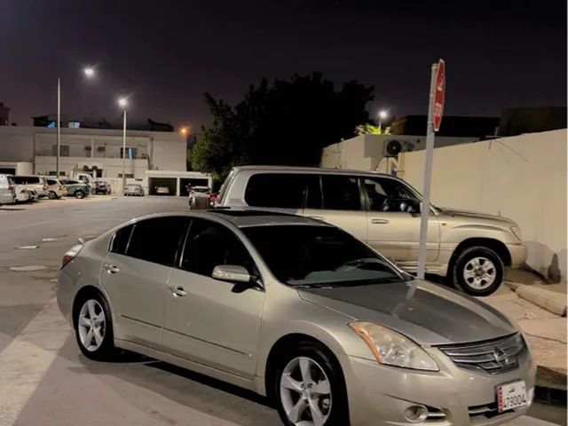 Photo of 2009 Nissan Altima 3.5 SE