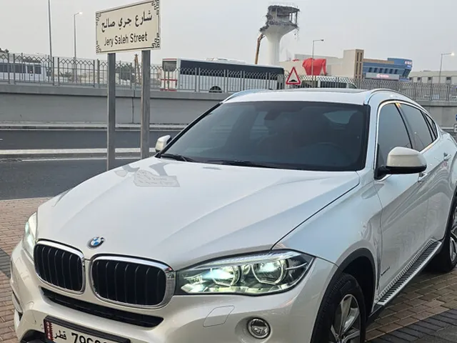 صورة 2019 بي إم دبليو iX xDrive40