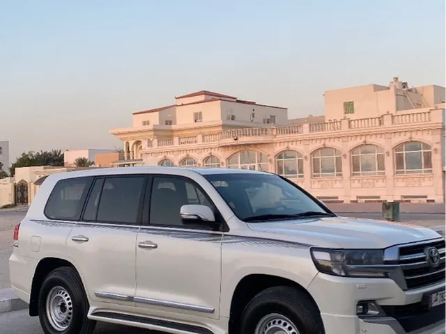 Photo of 2019 Toyota Land Cruiser GXR