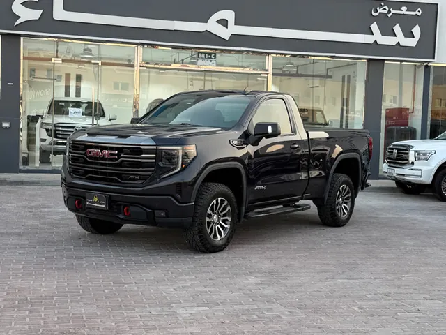 Photo of 2023 GMC Sierra 1500 AT4 CarbonPro