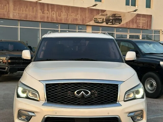 صورة 2016 إنفينيتي QX80