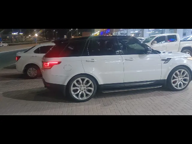 Photo of 2015 Range Rover Sport