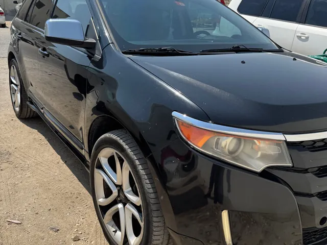 Photo of 2013 Ford Edge Sport