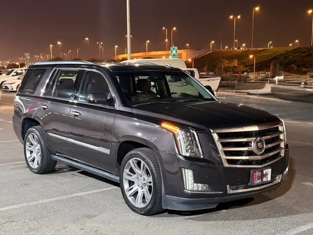 Photo of 2015 Cadillac Escalade Platinum