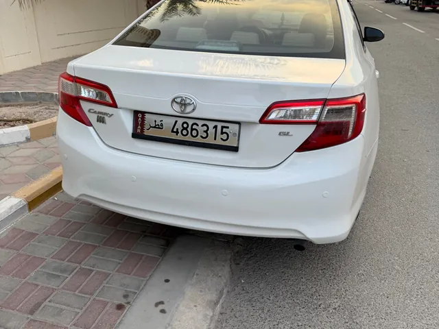 Photo of 2012 Toyota Camry GLE