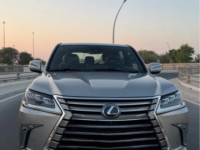 Photo of 2017 Lexus LX 570