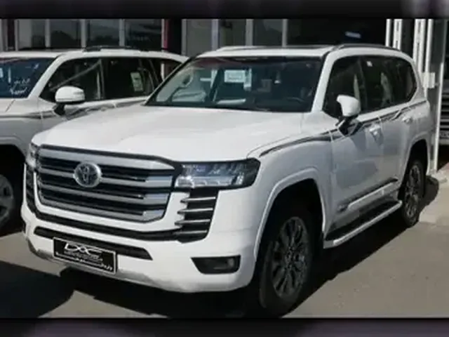 Photo of 2024 Toyota Land Cruiser GXR
